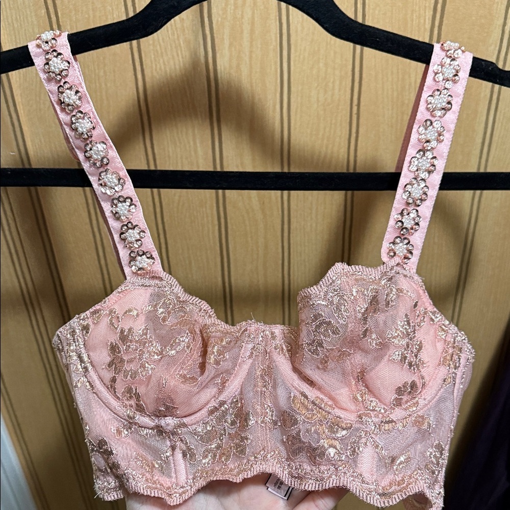 Victorias Secret balconette bra